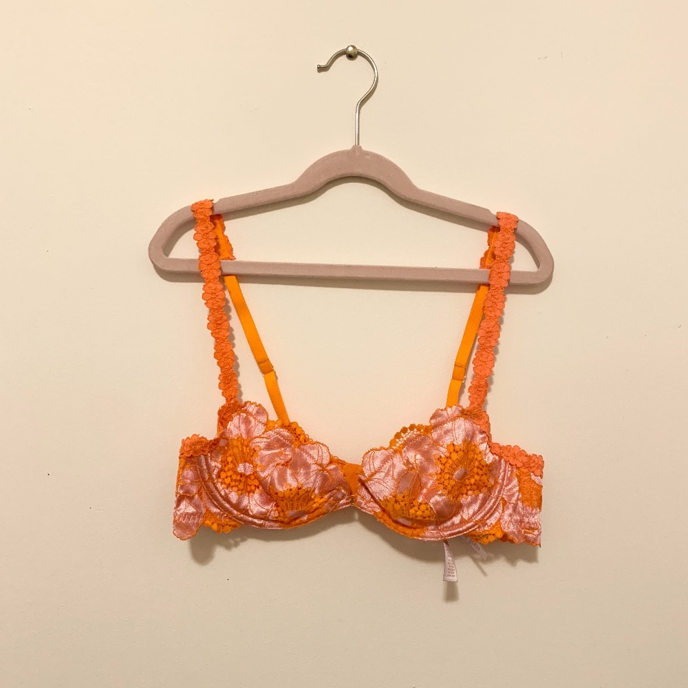 SAVAGE X FENTY Perfect Poppies Unlined Lace Demi Bra 34 A